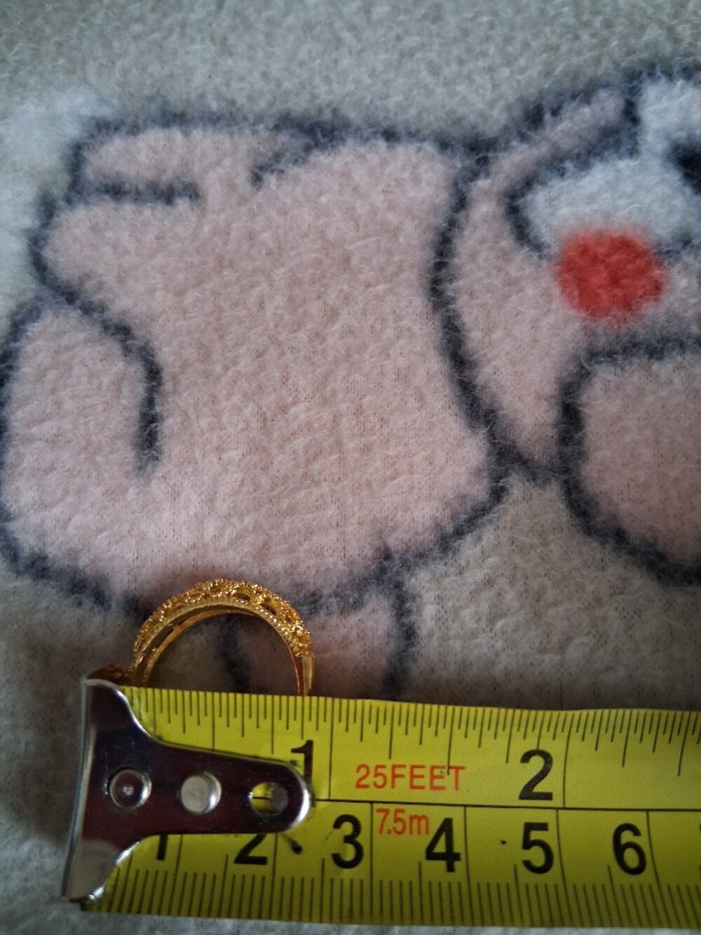 LADIES RING SIZE 9 - Picture 2 of 3